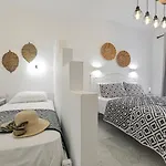 فندق Casa Di Naxos 3*