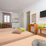 فندق Casa Di Naxos 3*