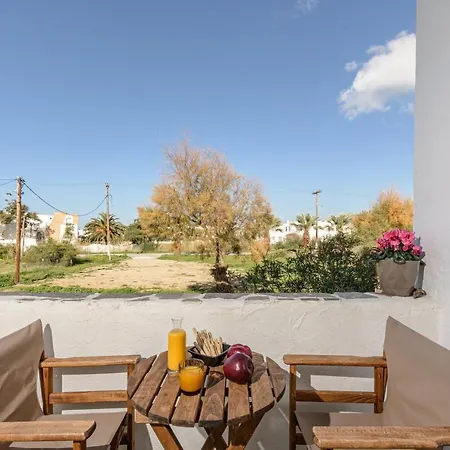 מלון Casa Di Naxos