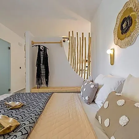 Casa Di Naxos 3*